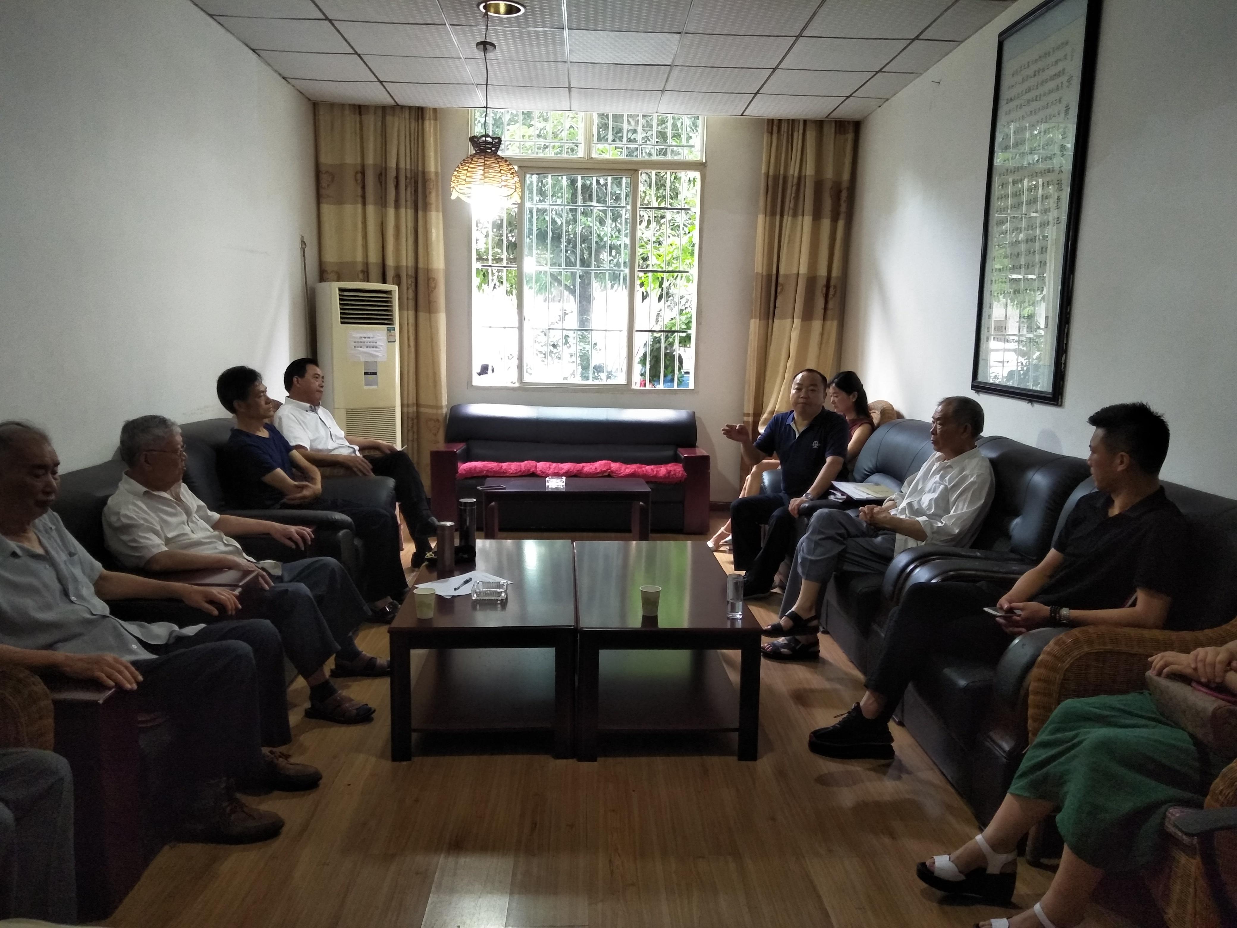 一堂生动的党课